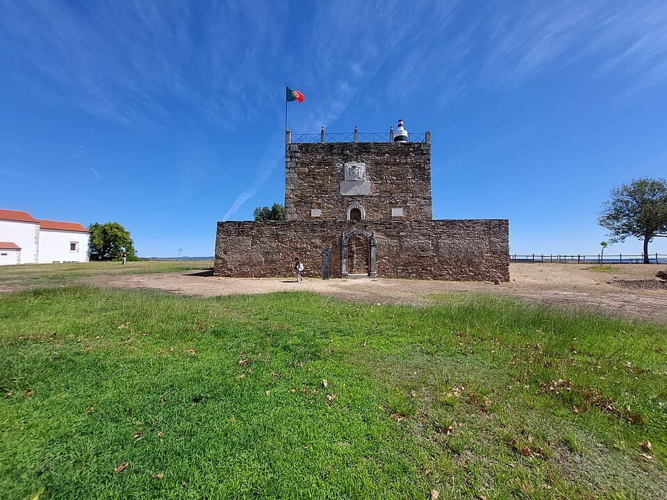 Torre de menagem no recinto da Fortaleza de Abrantes