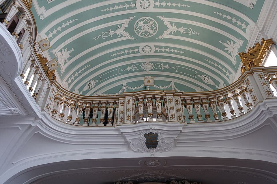 Abóbada decorada no interior da Igreja de São Pedro de Amarante