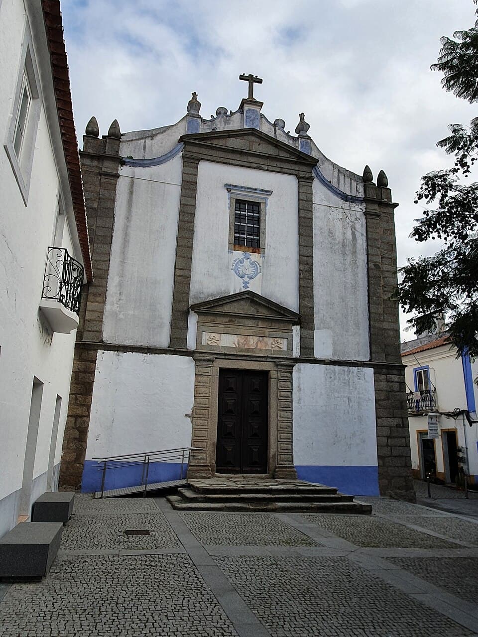 Fachada da Igreja da Misericórdia de Arraiolos