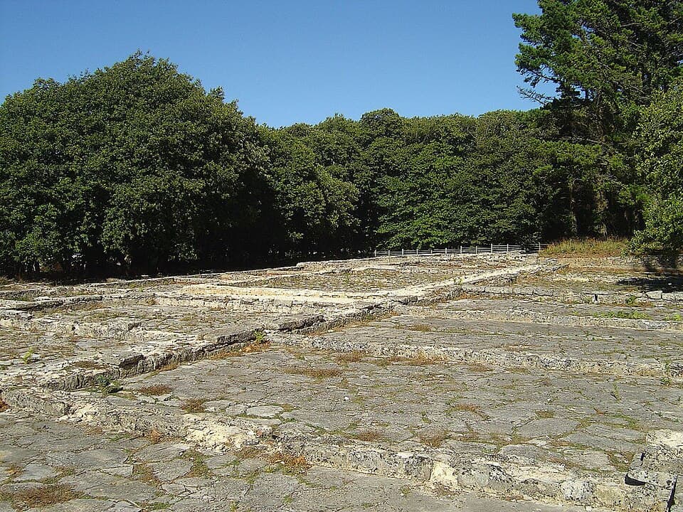Tanques rasos e canais de pedra da Real Fábrica do Gelo