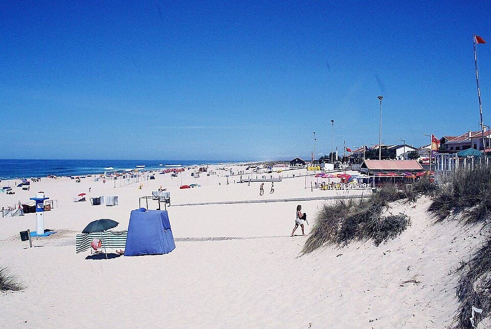 Areal e estruturas de apoio da Praia da Tocha, no concelho de Cantanhede