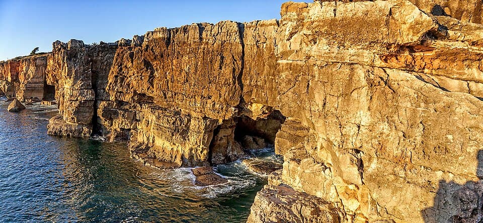 Arribas rochosas da Boca do Inferno, em Cascais