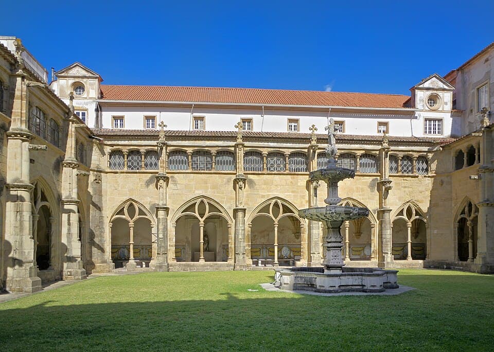 Claustro da Igreja de Santa Cruz, em Coimbra
