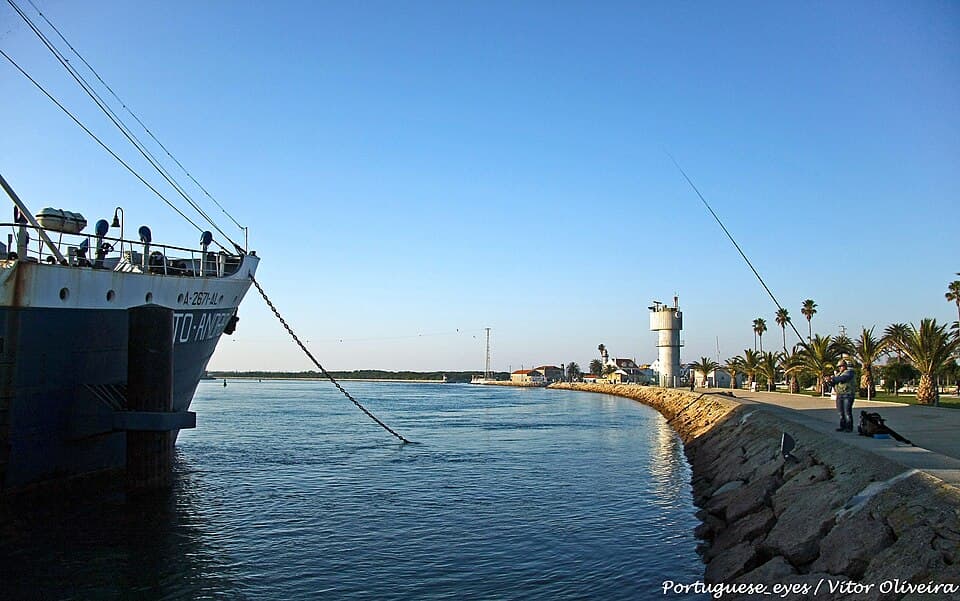 Navio-Museu Santo André atracado junto ao Jardim Oudinot, na Gafanha da Nazaré