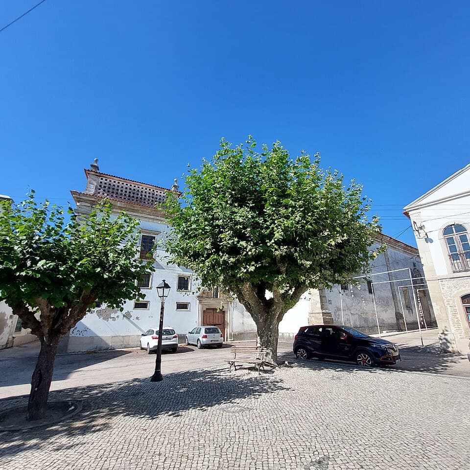Fachada do Convento de Nossa Senhora da Natividade, em Tentúgal
