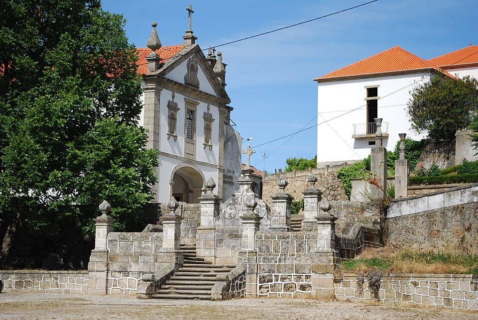 Igreja, escadaria e recinto do Convento de Santo António em Penamacor