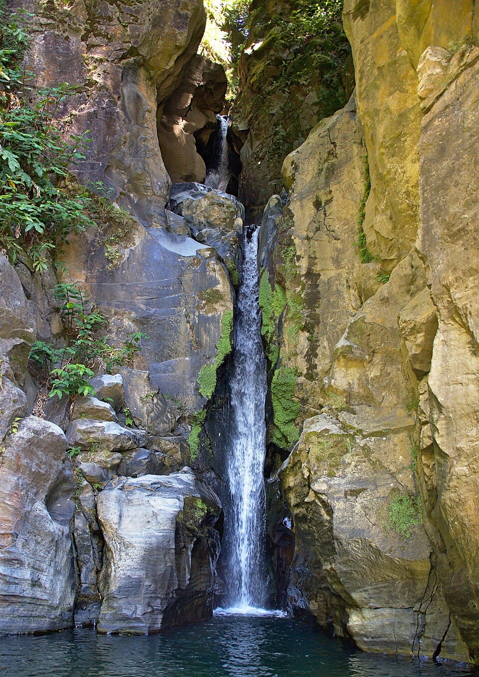 Cascata do Salto do Cabrito na Ribeira Grande