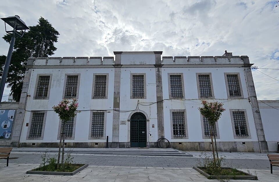Fachada do Museu Municipal de Santiago do Cacém