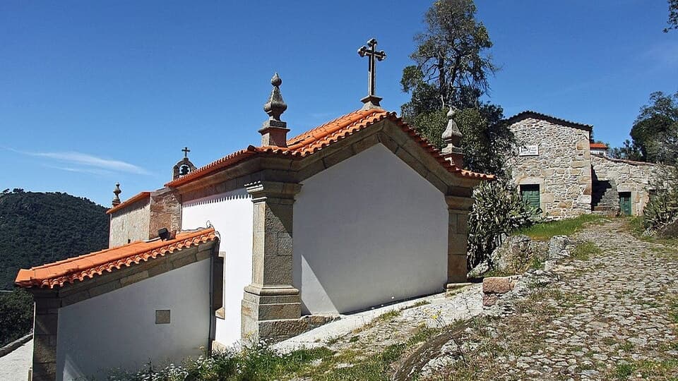 Capela do Santuário de São Salvador do Mundo em São João da Pesqueira