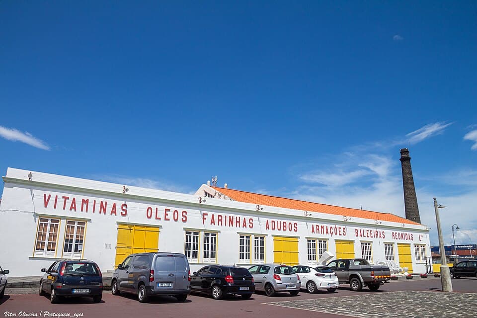 Fachada do Museu da Indústria Baleeira em São Roque do Pico