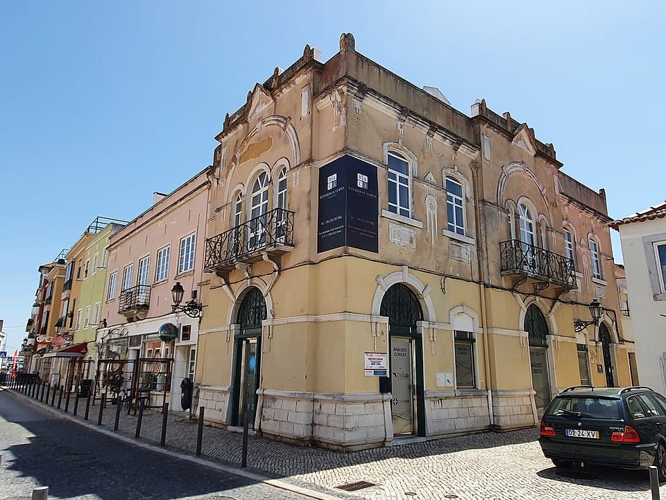 Núcleo urbano do Seixal junto à Baía