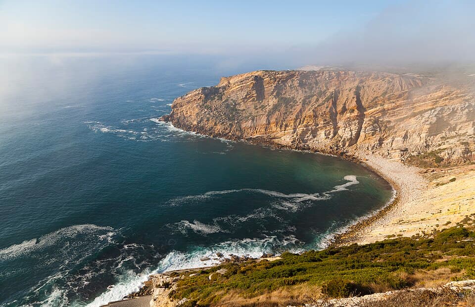Arribas e costa atlântica no Cabo Espichel, em Sesimbra
