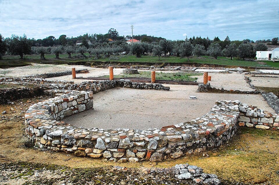Ruínas da Villa Cardílio no concelho de Torres Novas