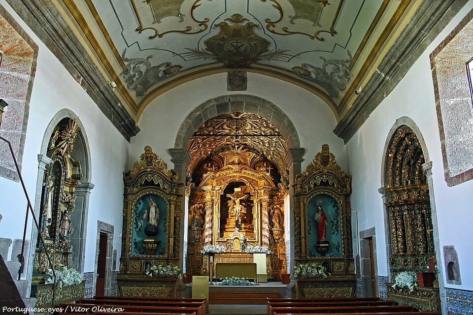 Interior da Igreja de Santo André de Sobrado, em Valongo