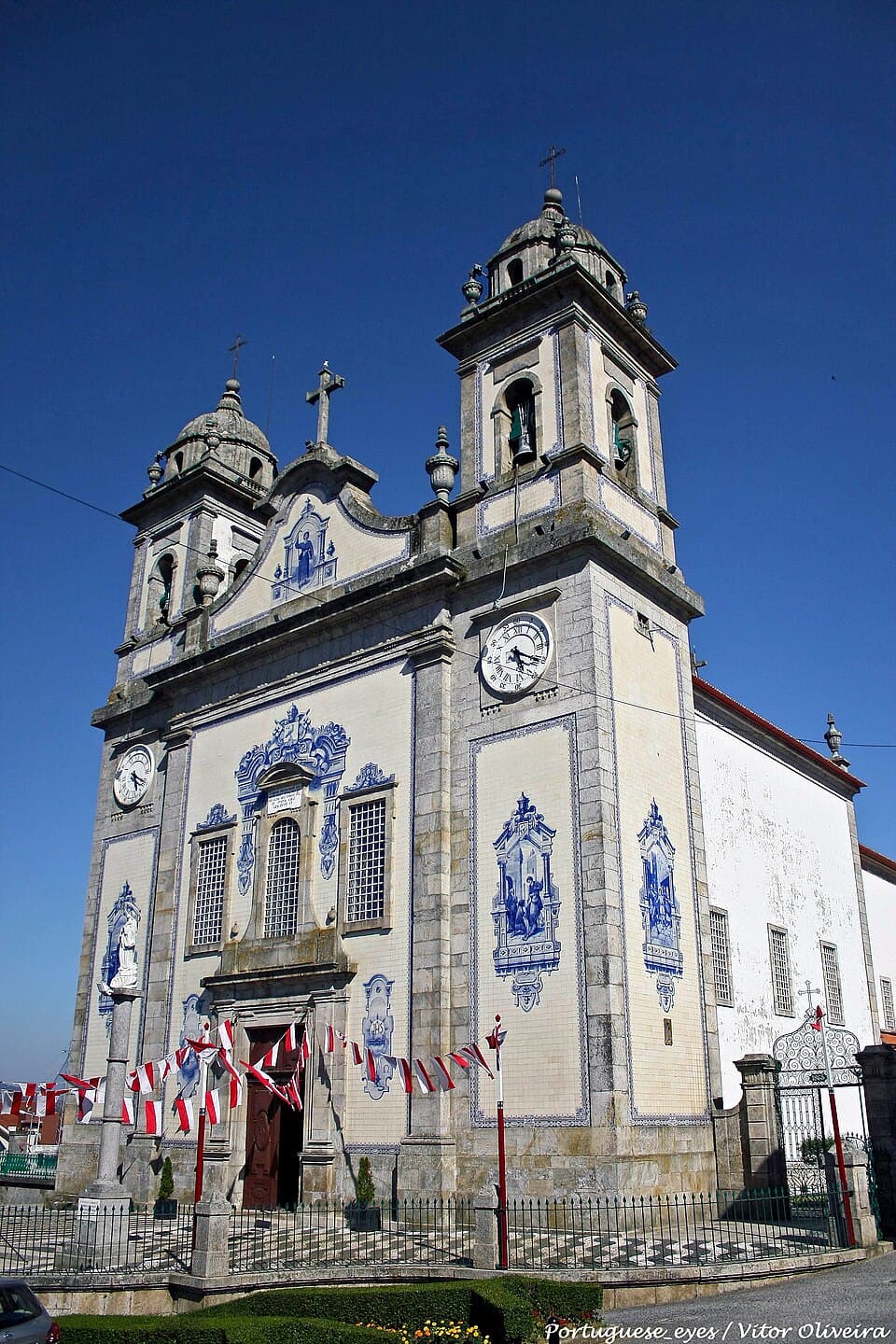 Fachada azulejada da Igreja Matriz de Valongo