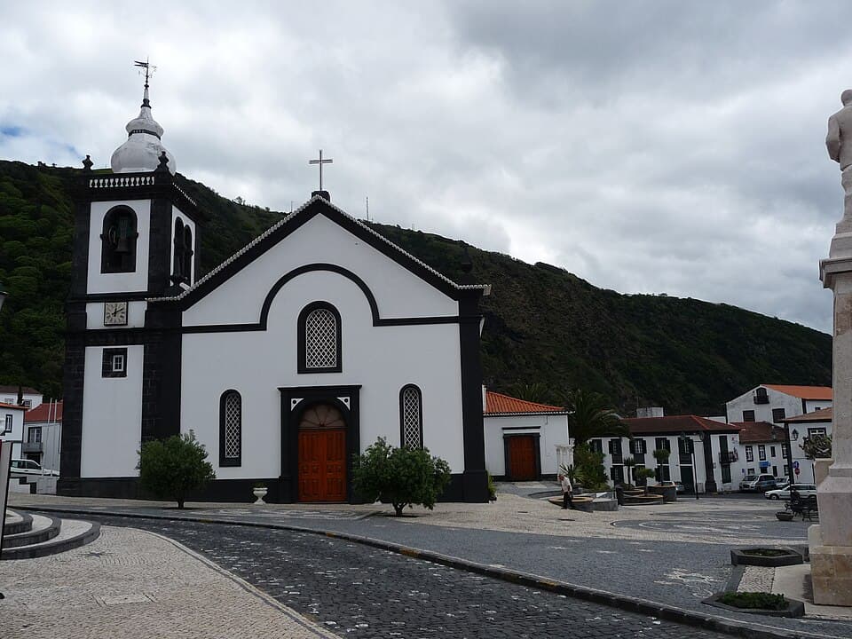 Igreja Matriz de São Jorge na vila de Velas