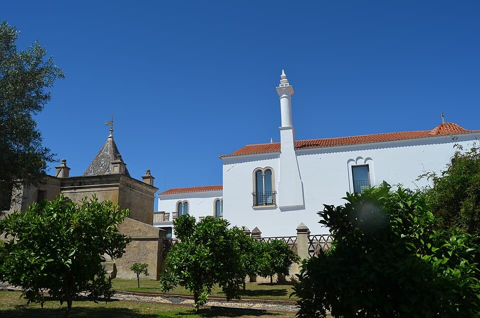 Horto e edifícios do Paço dos Henriques em Alcáçovas